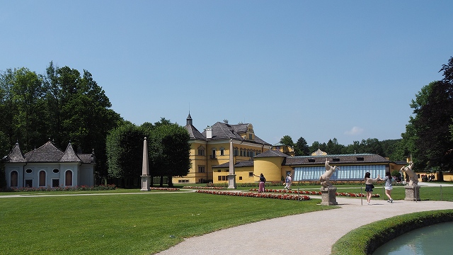ヘルブルン宮殿　庭園